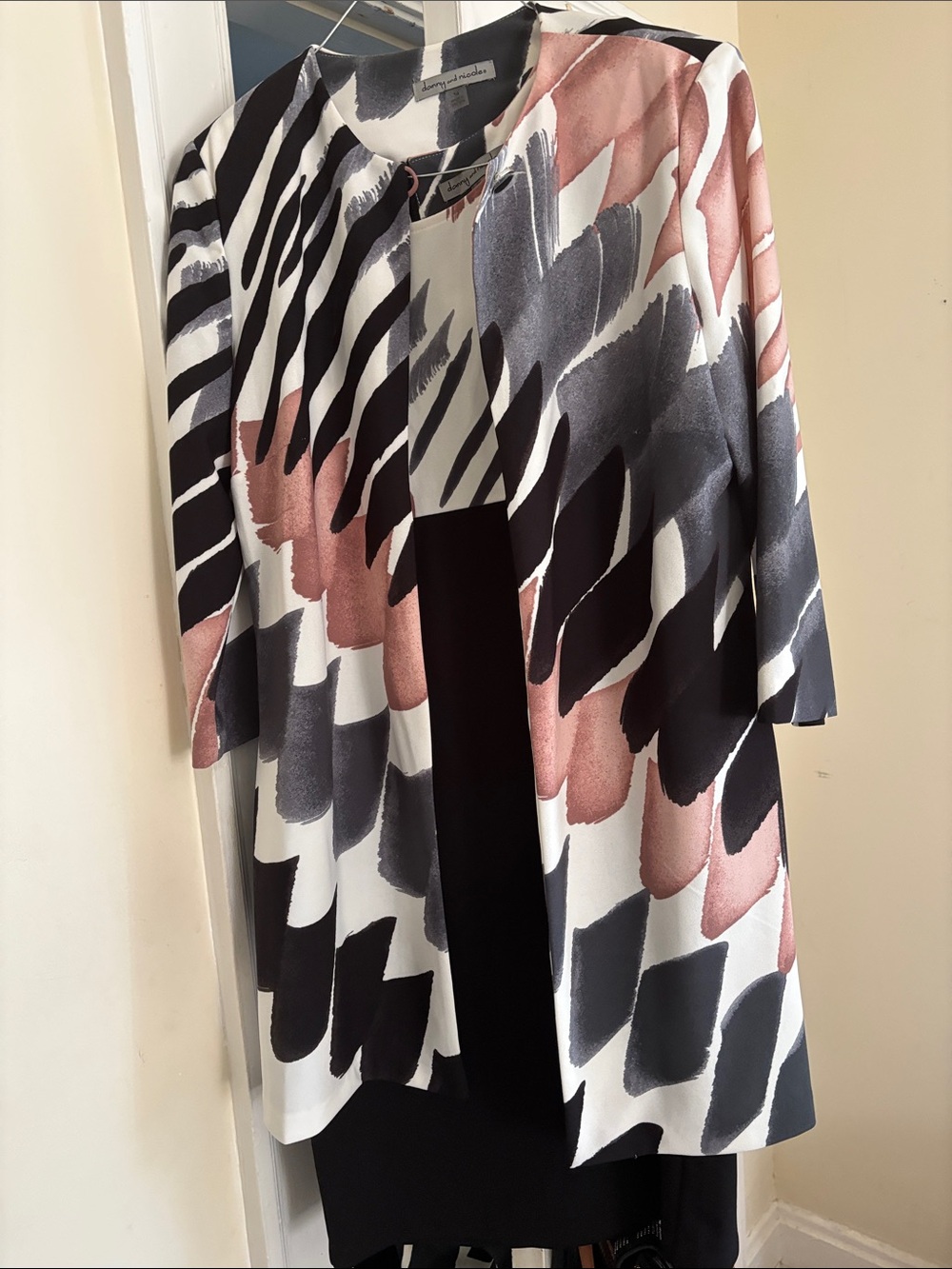 Danny & Nicole Open-Front Abstract Brushstroke Cardigan - Black, Gray & Pink